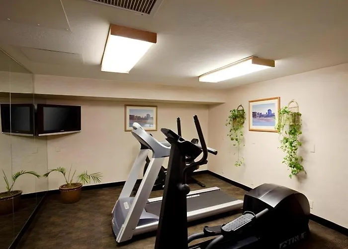 Flagstaff Hotel 3*